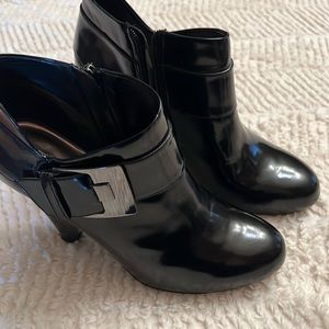 Vince Camuto Yonkers Black Patent Leather Ankle Boots